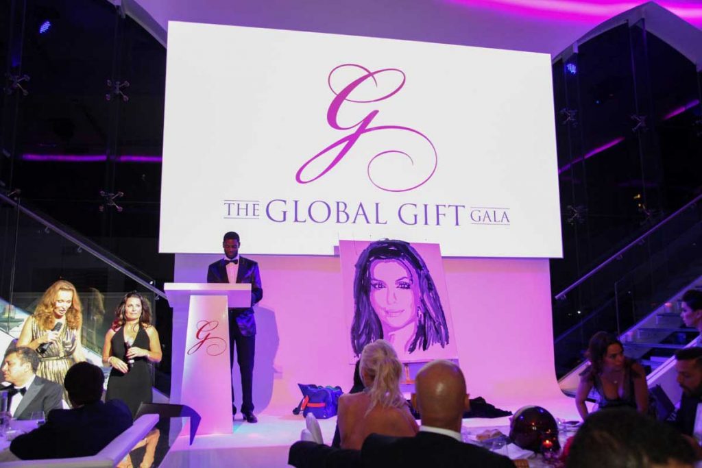 the-global-gift-gala-dubai-2013-54