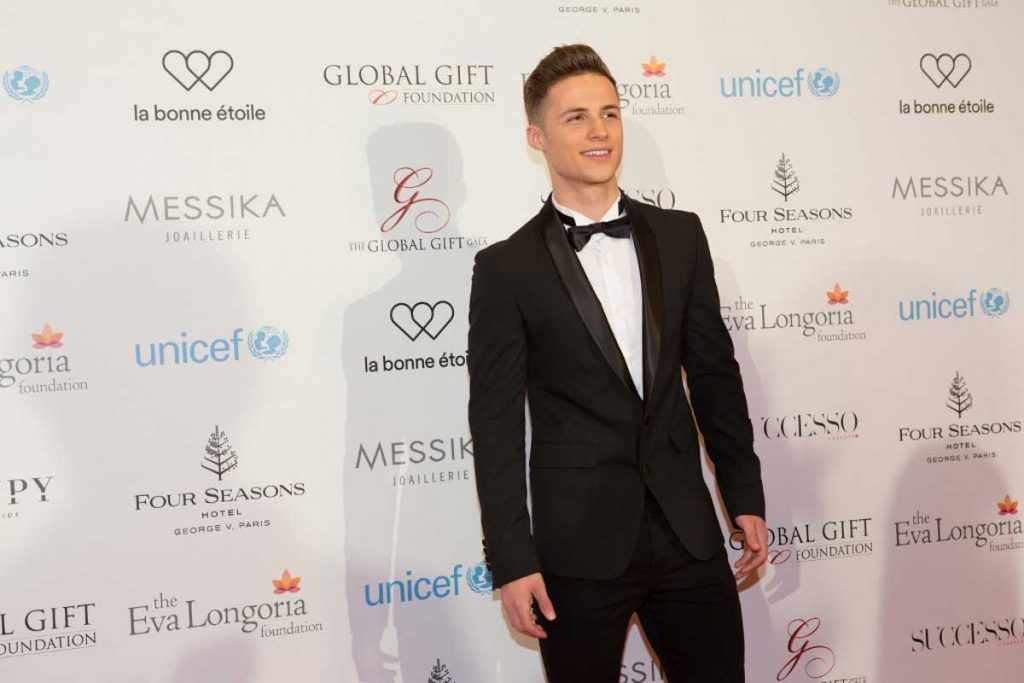 the-global-gift-gala-paris-2016-11