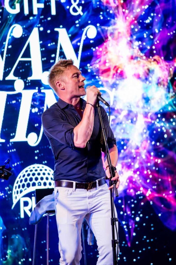 global-gift-and-ronan-keating-2019-48